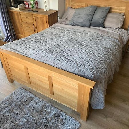 Farah'S Guest Suite Σόλιχαλ Εξωτερικό φωτογραφία