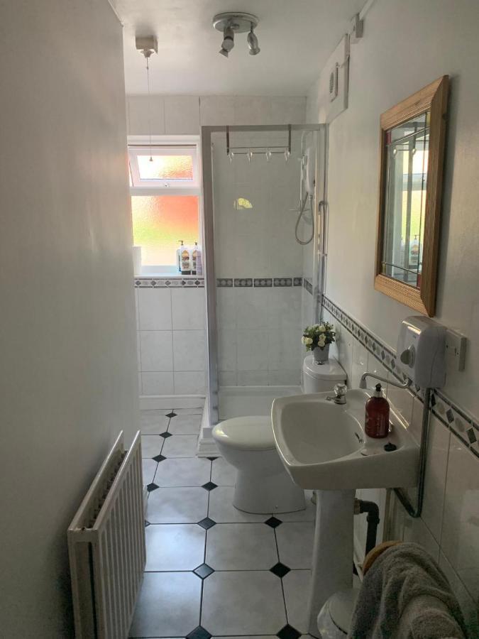 Farah'S Guest Suite Σόλιχαλ Εξωτερικό φωτογραφία